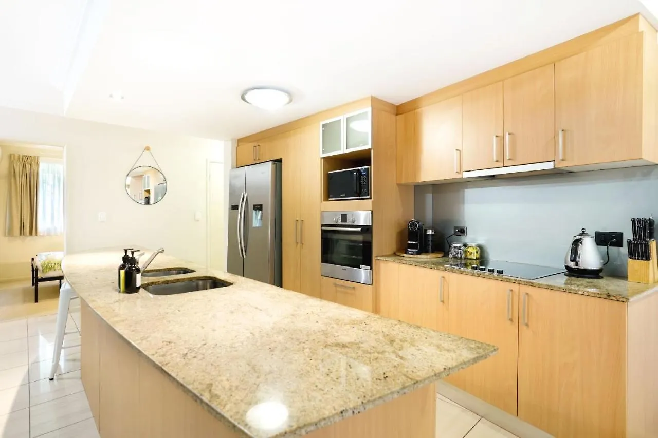 Apartment Royal Pavillions City Escape Cairns