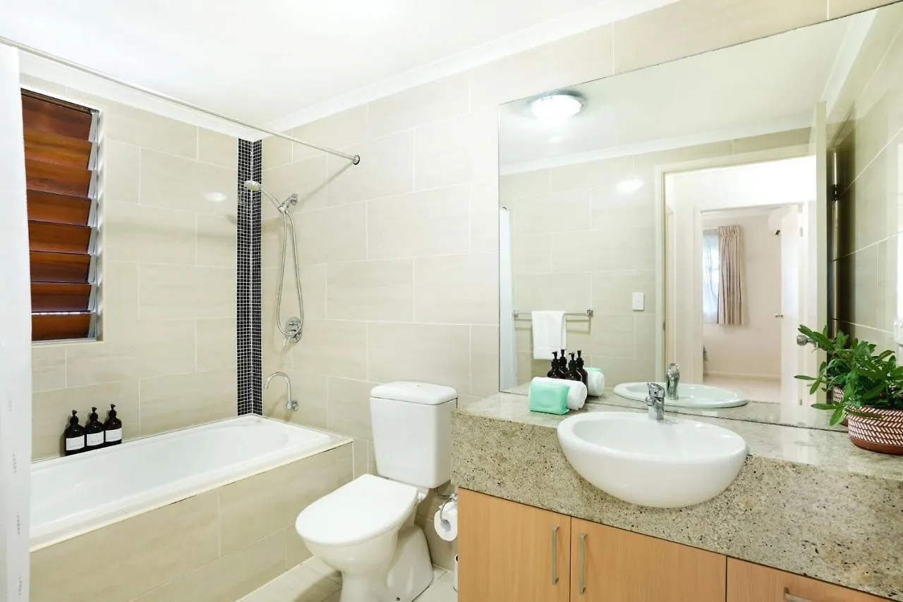 Royal Pavillions City Escape Cairns Apartment